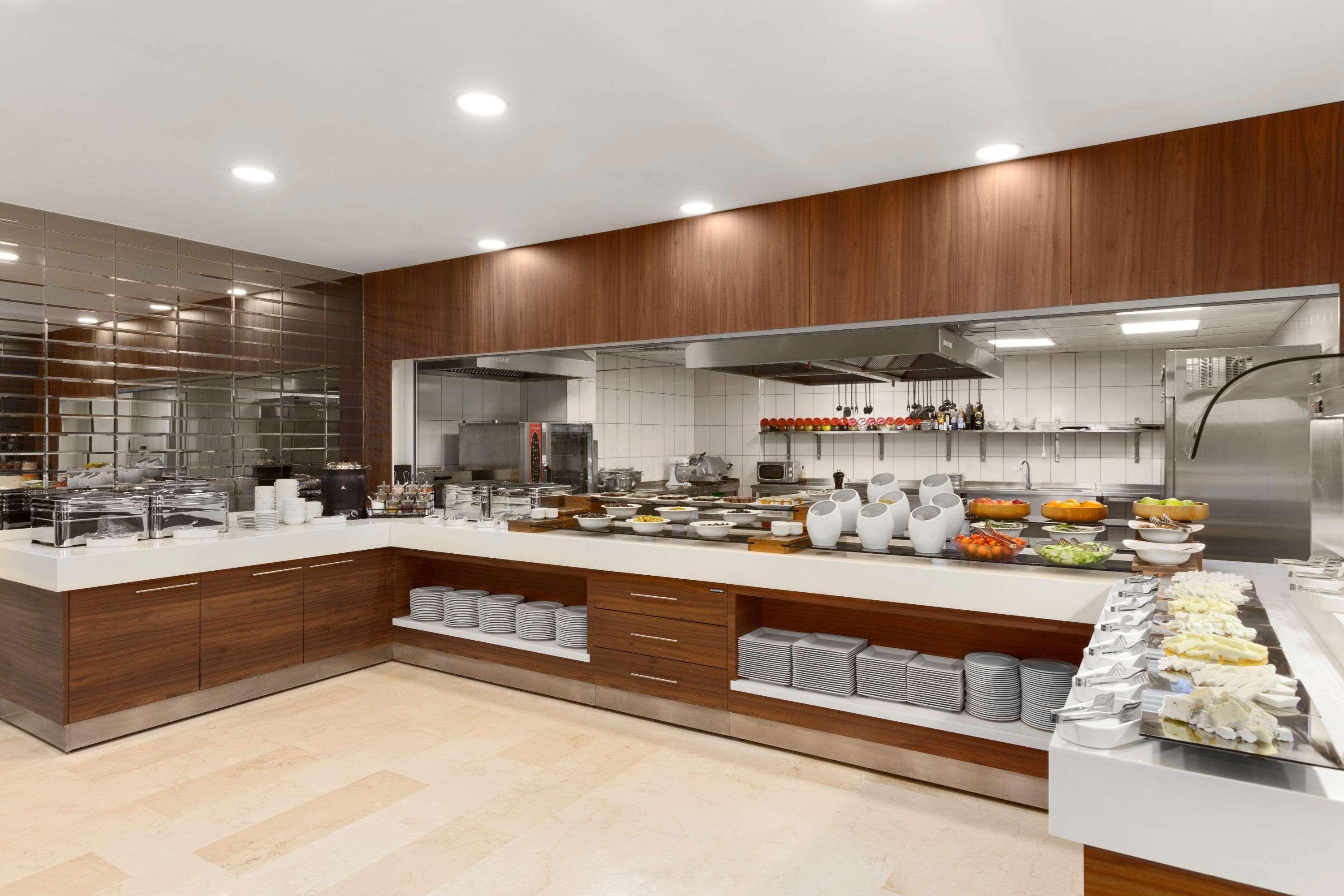 Ramada Encore Istanbul Kartal מראה חיצוני תמונה